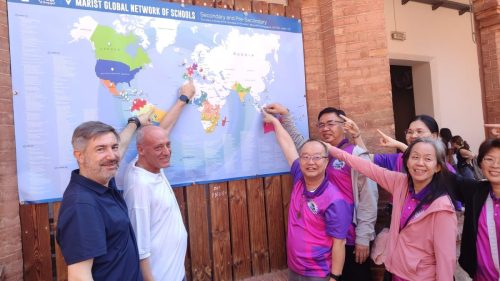 Catholic High School, Sibu - Malasia visita el Colegio la Inmaculada, Barcelona - España